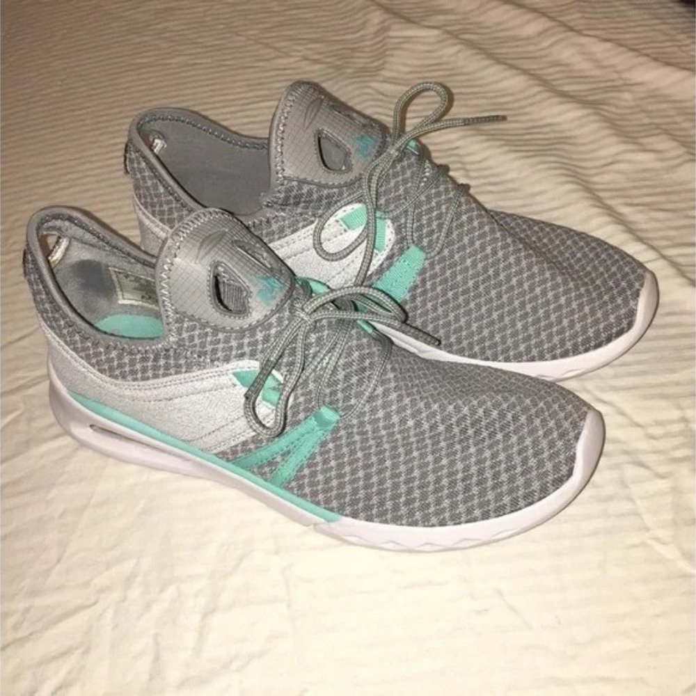 Risewear Lace up Athletic Lightweight Running Shoes